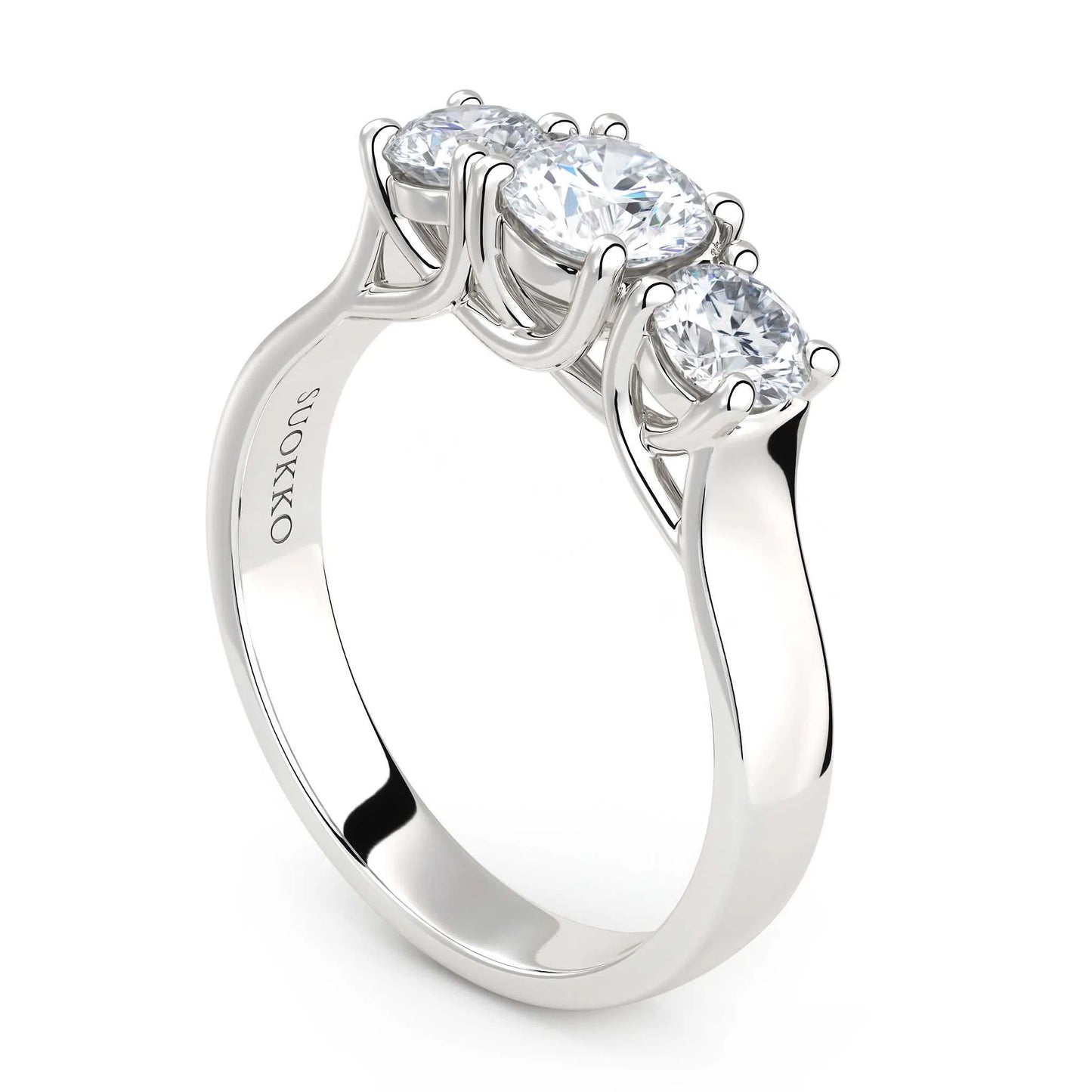 Suokko Timanttikorut -timanttisormus valkokultaa, jossa istutettuna 3 timanttia. Tuotekoodi KR09157BR45