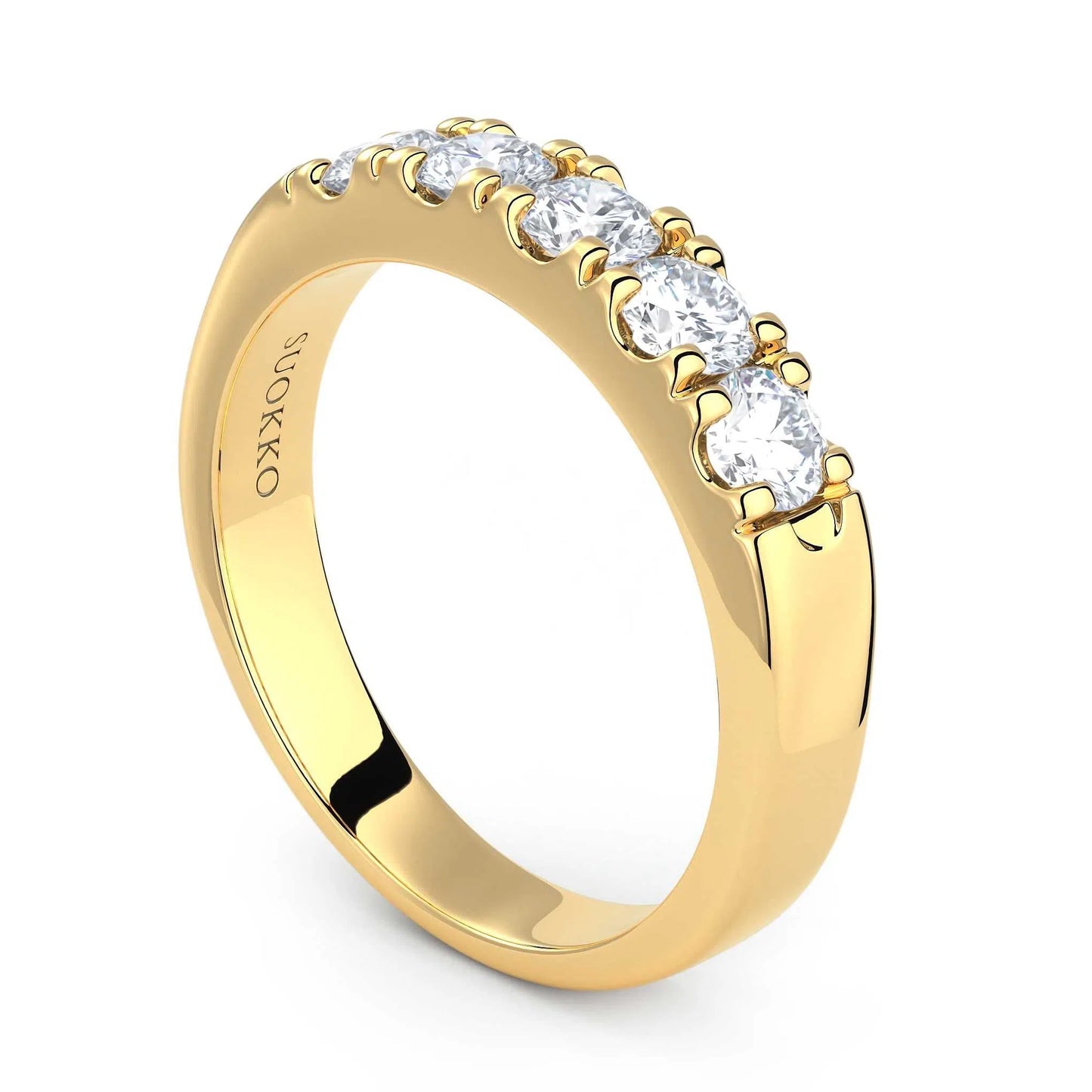 Suokko Timanttikorut -timanttisormus keltakultaa, jossa istutettuna 5 timanttia. Tuotekoodi KR09173