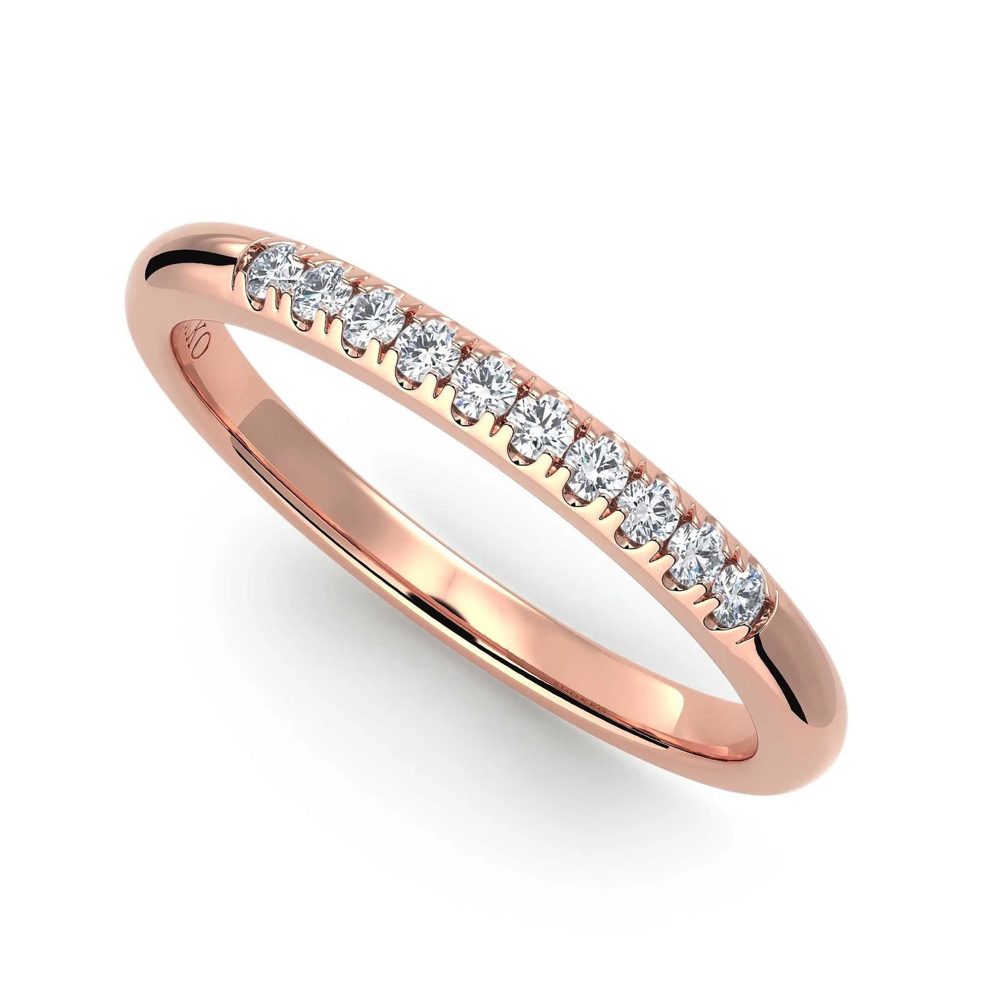 Suokko Timanttikorut -timanttisormus rosakultaa, jossa istutettuna 10 timanttia. Tuotekoodi KR13620B35A1