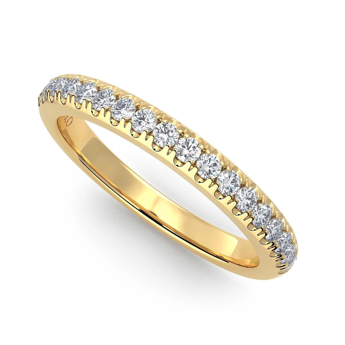 Suokko Timanttikorut -timanttisormus keltakultaa, jossa istutettuna 18 timanttia. Tuotekoodi KR14168B50