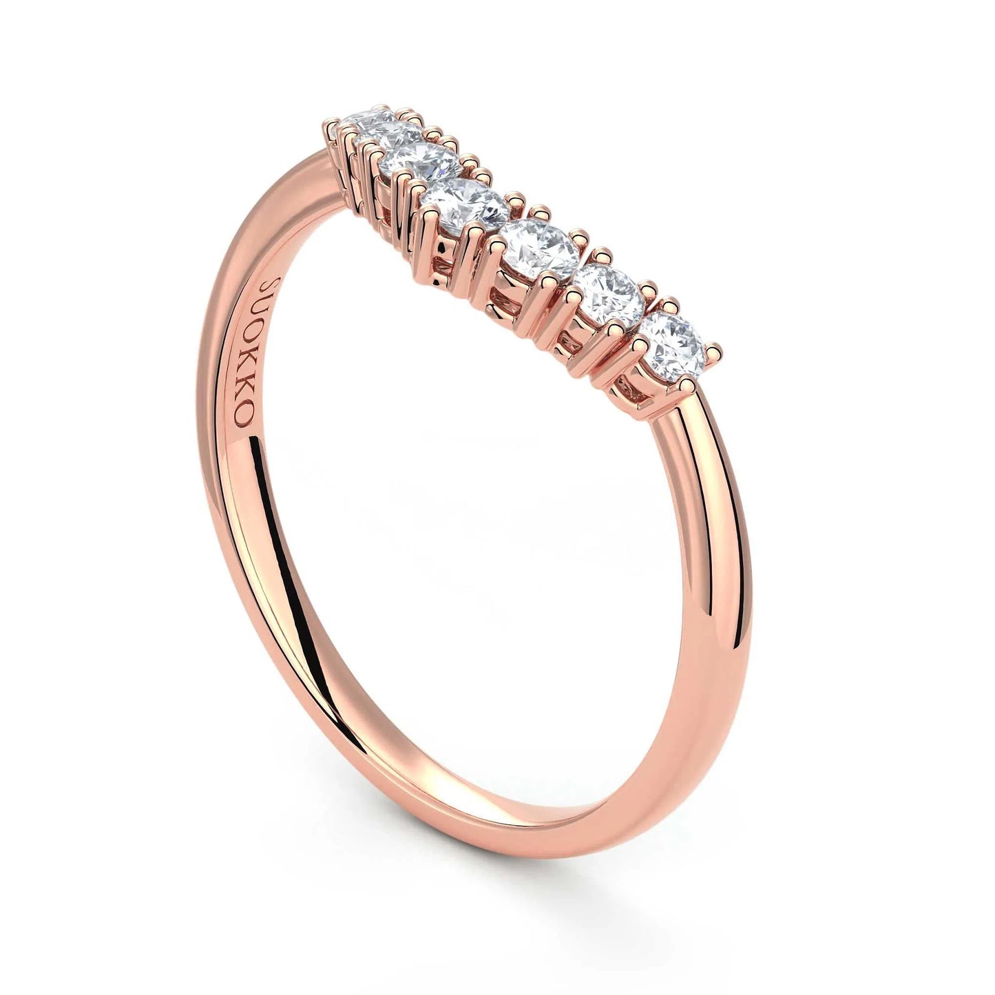 Suokko Timanttikorut -timanttisormus rosakultaa, jossa istutettuna 7 timanttia. Tuotekoodi KR18131B80
