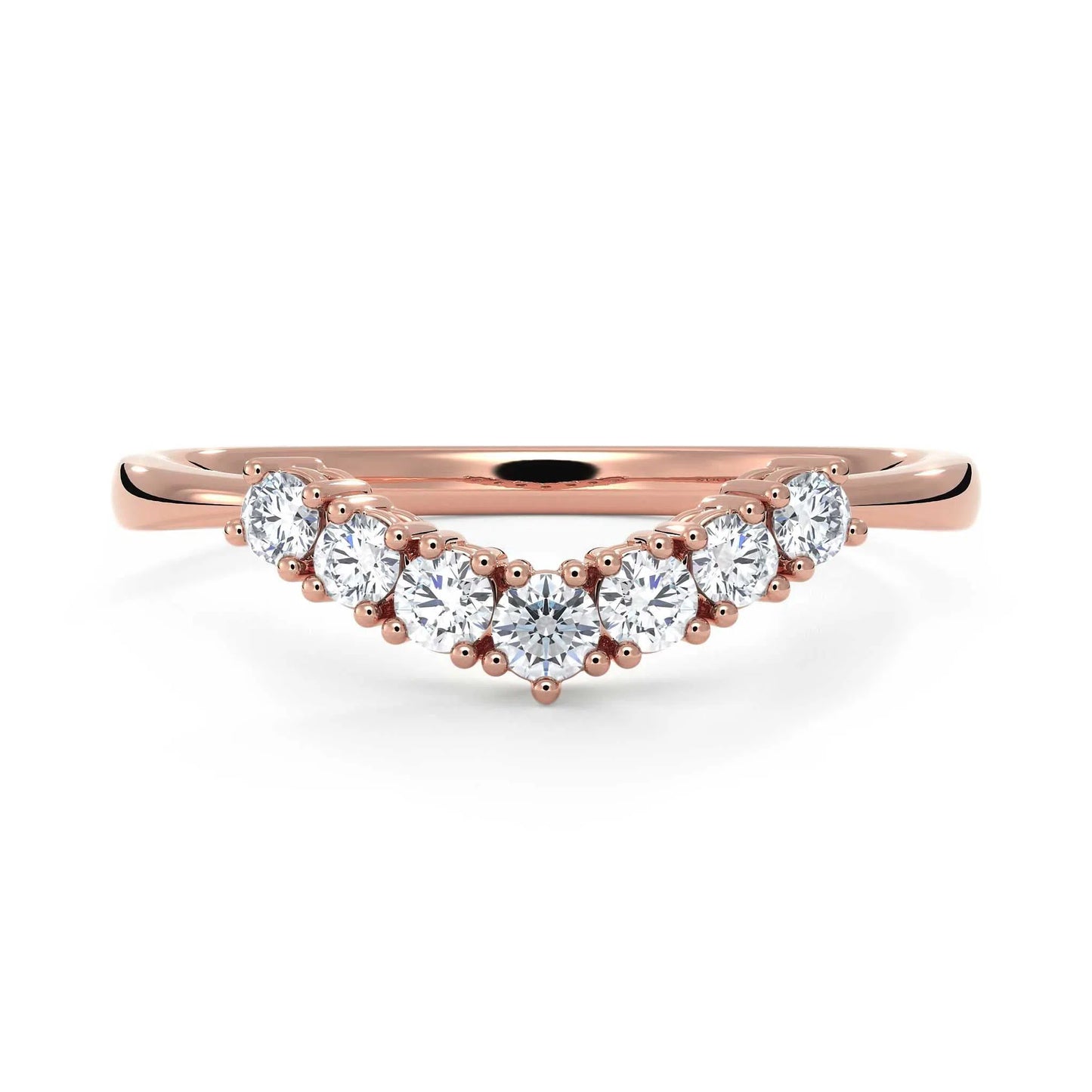 Suokko Timanttikorut -timanttisormus rosakultaa, jossa istutettuna 7 timanttia. Tuotekoodi KR18131B80