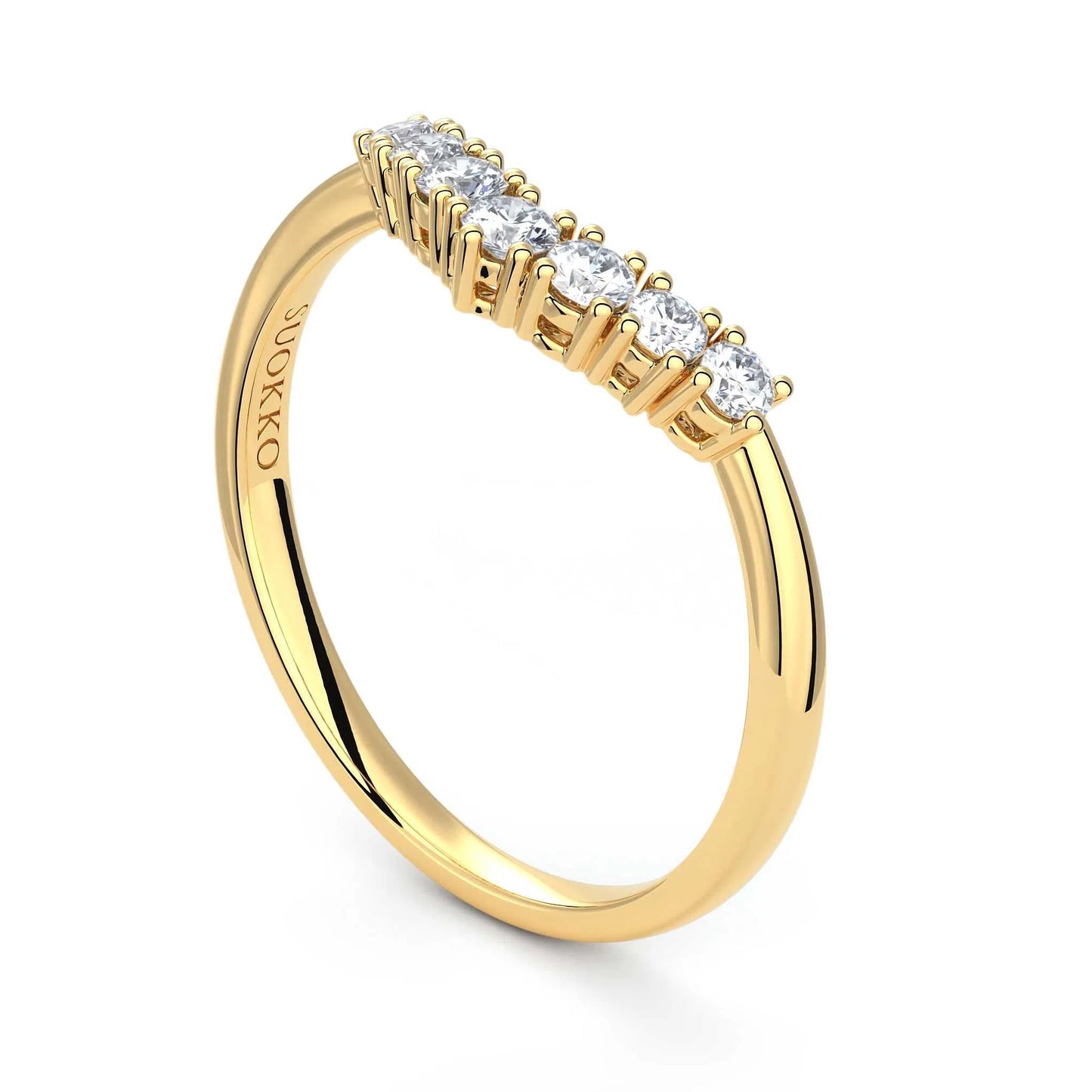 Suokko Timanttikorut -timanttisormus keltakultaa, jossa istutettuna 7 timanttia. Tuotekoodi KR18131B80