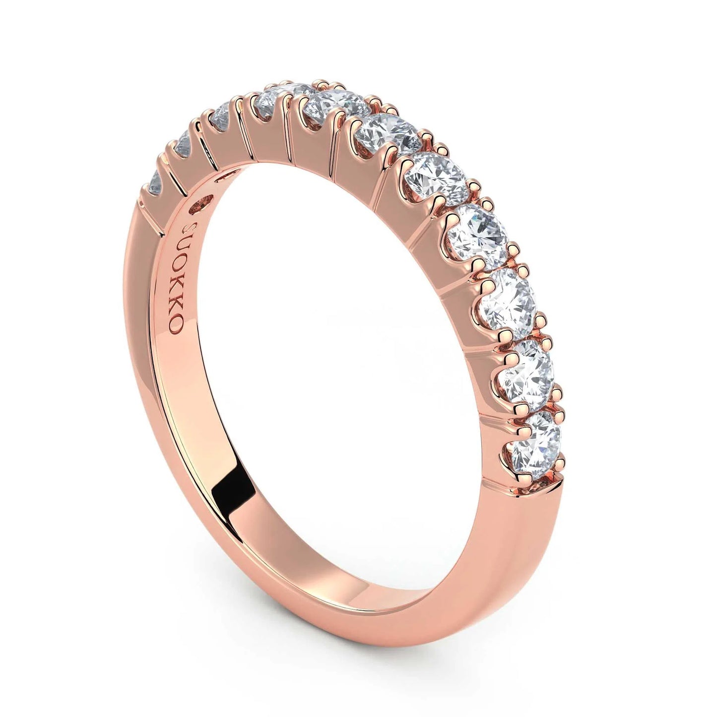 Suokko Timanttikorut -timanttisormus rosakultaa, jossa istutettuna 11 timanttia. Tuotekoodi KR18132B65