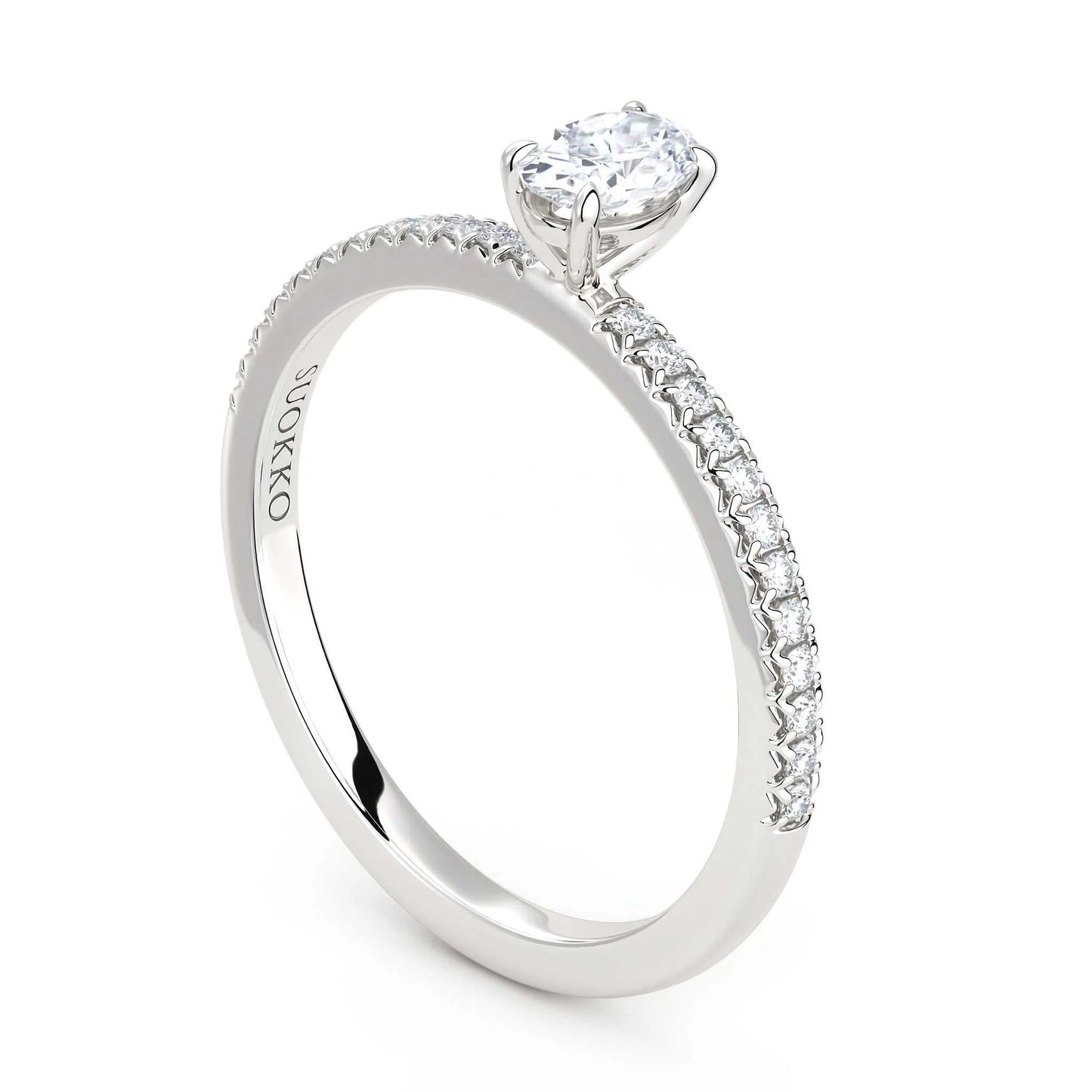 Suokko Timanttikorut -timanttisormus valkokultaa, jossa istutettuna 25 timanttia. Tuotekoodi KR19038OV30