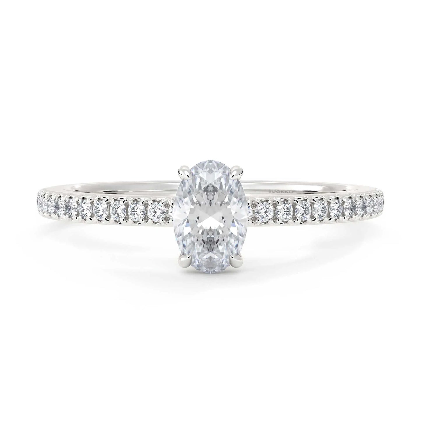 Suokko Timanttikorut -timanttisormus valkokultaa, jossa istutettuna 25 timanttia. Tuotekoodi KR19038OV50