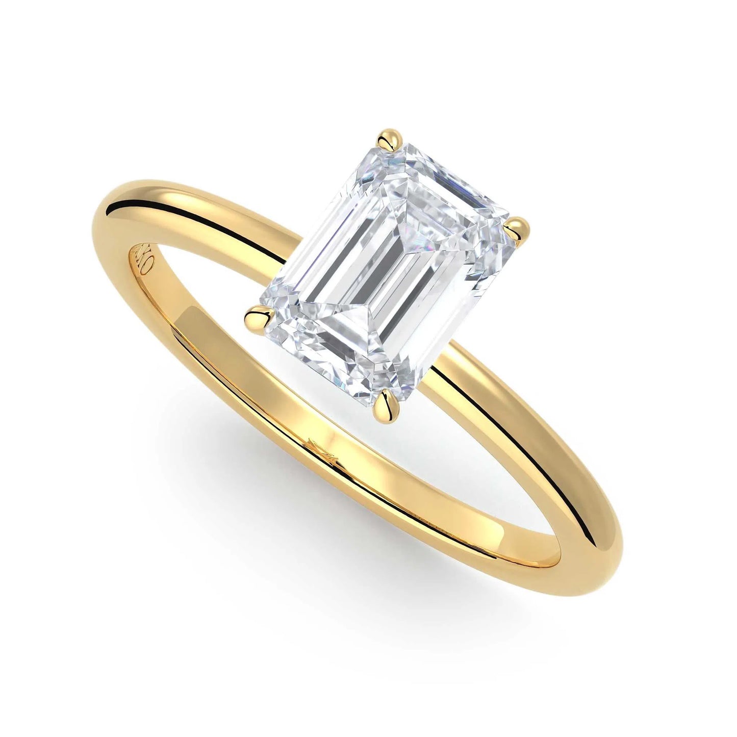 Suokko Timanttikorut -timanttisormus keltakultaa, jossa istutettuna yksi timantti. Tuotekoodi KR19040EC100