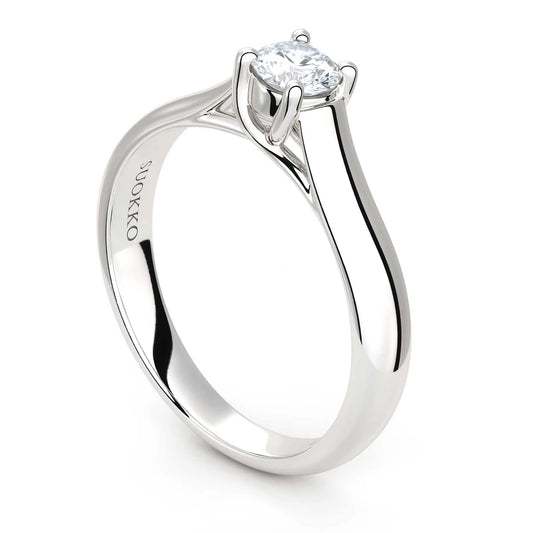 Suokko Timanttikorut -timanttisormus valkokultaa, jossa istutettuna yksi timantti. Tuotekoodi KR09153BR23
