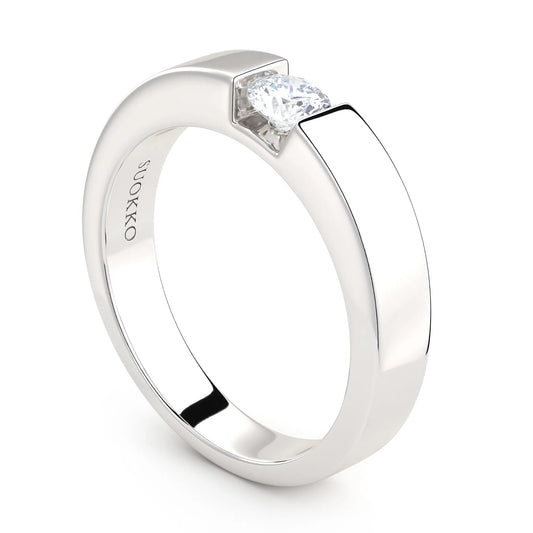 Suokko Timanttikorut -timanttisormus valkokultaa, jossa istutettuna yksi timantti. Tuotekoodi KR09167BR23