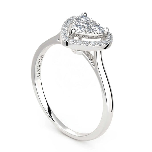 Suokko Timanttikorut -timanttisormus valkokultaa, jossa istutettuna 29 timanttia. Tuotekoodi KR11562