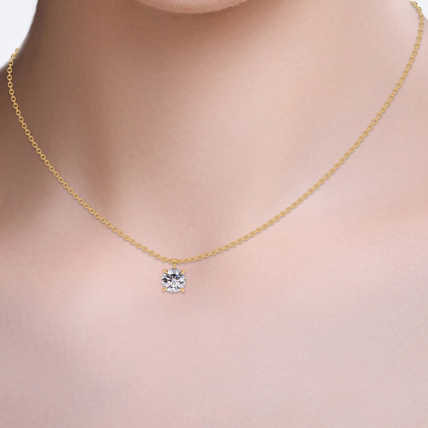 Suokko Timanttikorut -kaulakoru keltakultaa, jossa istutettuna 1 timantti. Tuotekoodi SP077BR30