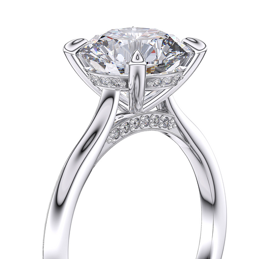 Suokko Timanttikorut -timanttisormus valkokultaa, jossa istutettuna 25 timanttia. Tuotekoodi SR222BR300