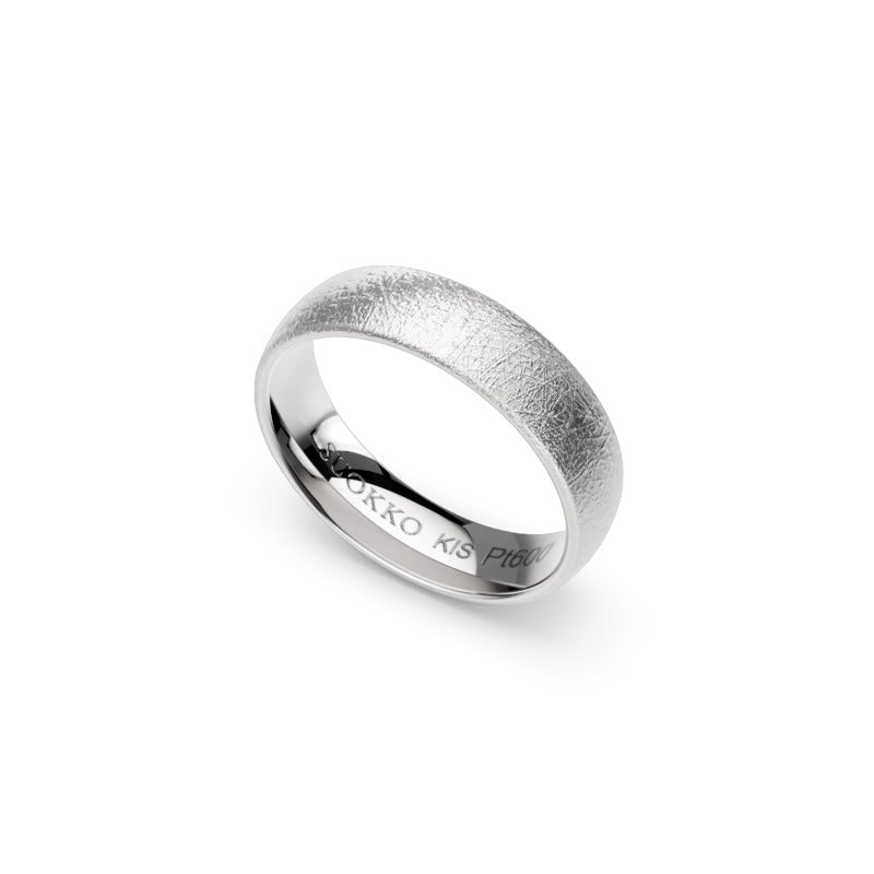 Laine – platinainen sormus, toiselta sivulta