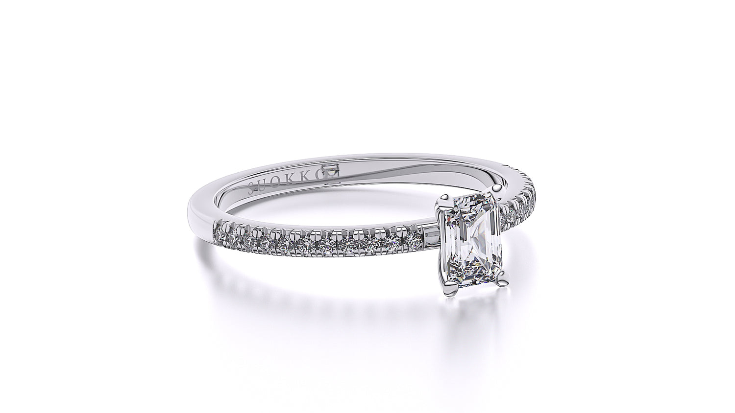 Suokko Timanttikorut -timanttisormus valkokultaa, jossa istutettuna 23 timanttia. Tuotekoodi SR006EM50