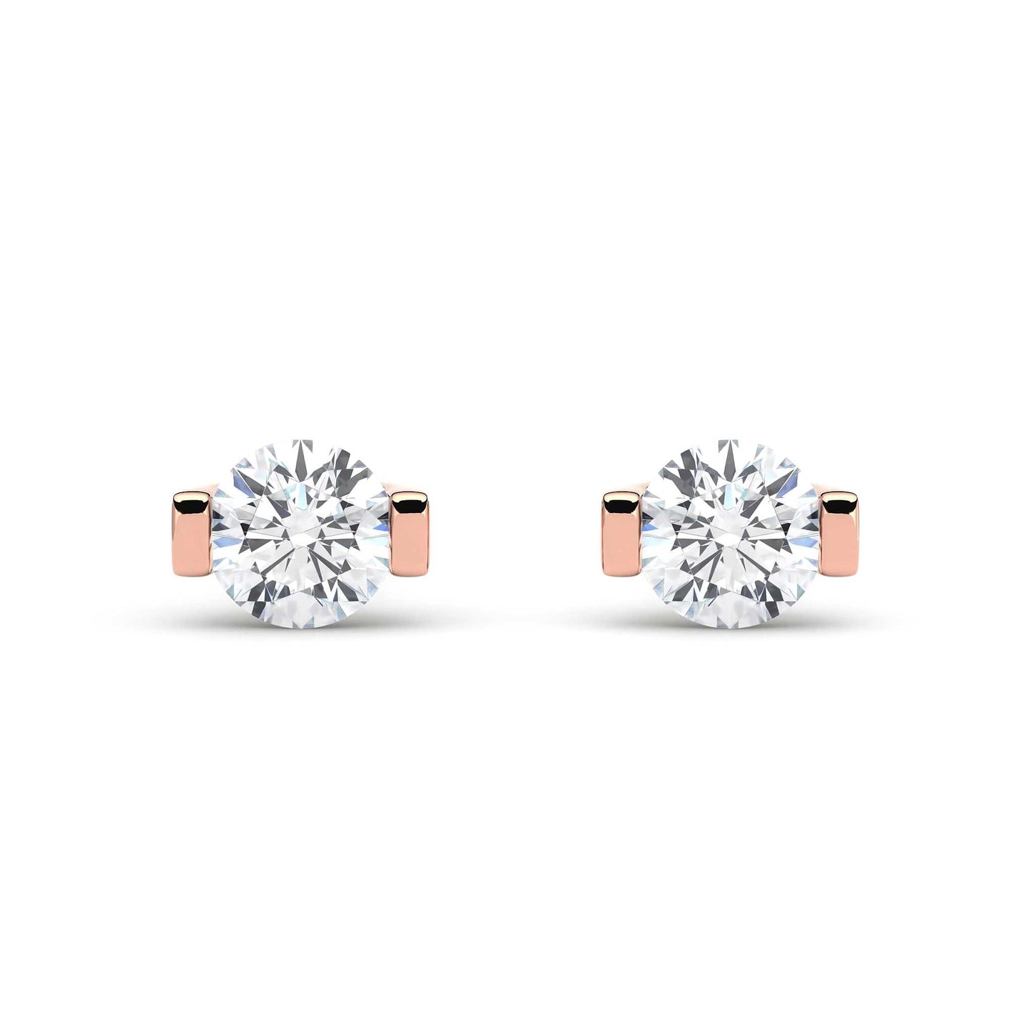 Suokko Timanttikorut -timanttikorvakorut rosakultaa, jossa istutettuna 2 timanttia. Tuotekoodi KE06521